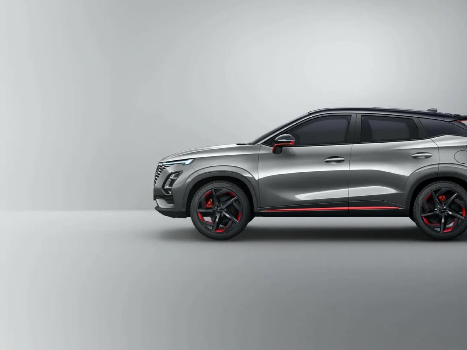 Omoda C5 nhìn ngang toàn thân